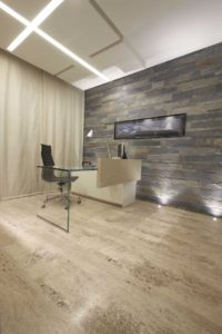 PRIVATE HOME: NOCE TRAVERTINE FLOOR  AND ARDESIA NATURAL SURFACE WALL COVERING 